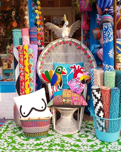 OH HAPPY HIPPY JOY JOY! We are OPEN TODAY for Weekend Shopping 11:00 till 18:00 ~ ~ Love to WELCOME 