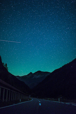 intothegreatunknown:  (By Georg Wallner) 