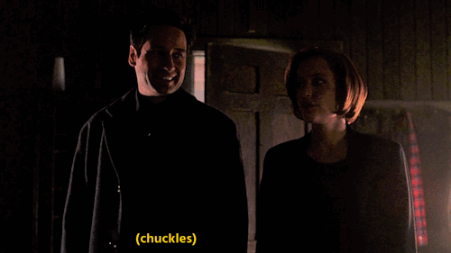 we-mad-guys:world-renowned deadpan comedian dana scully with her biggest fan