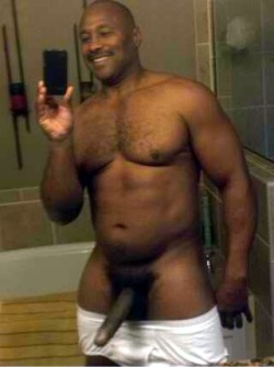 xlbigmanstuff:  more big man stuff at http://xlbigmanstuff.tumblr.com/ over 40,000 followers!