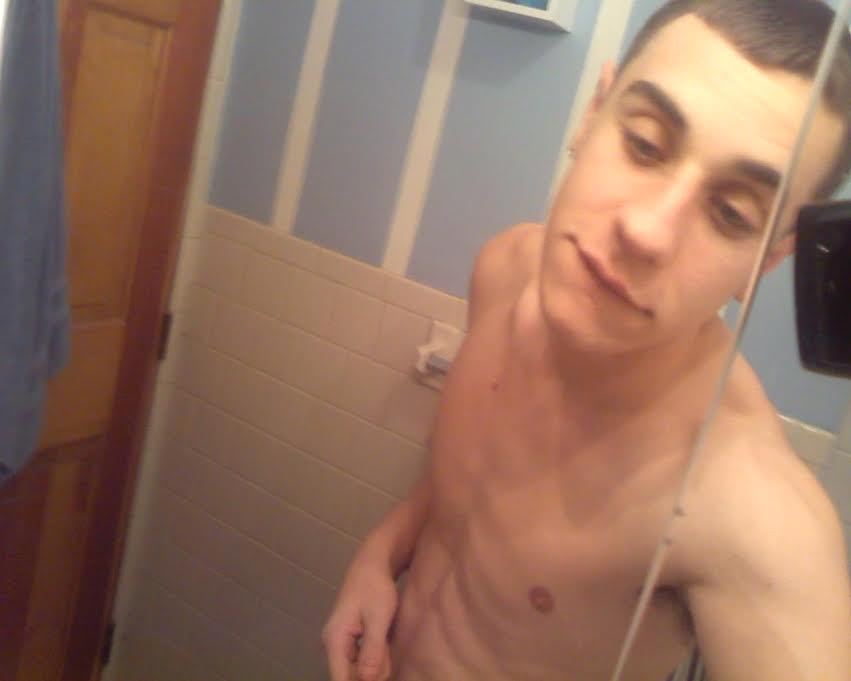 collegeguysfuck:  Here’s the whole album of Nicksubmitted by:  voyeur-twink