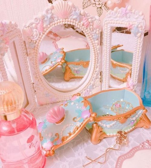 kawaii-box-co: ❤ Kawaii Box ❤ The Cutest Subscription Box ❤