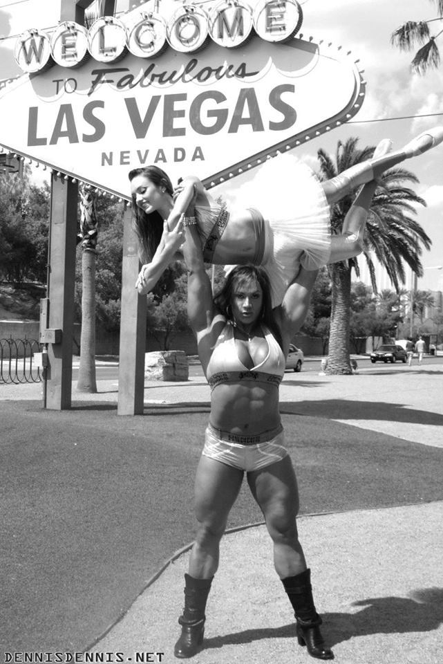 zimbo4444:  ..Amber DeLuca..”little ones can be oh so sweet”..   💪🏼👩🏻💬