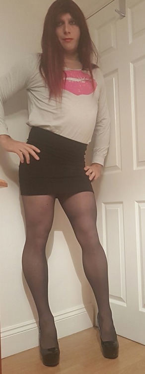 sissy-exposure-is-a-bliss:Sissy Jessica cannot escape exposure!