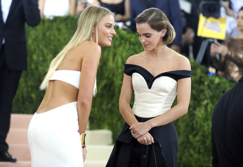 Margot Robbie & Emma Watson adult photos