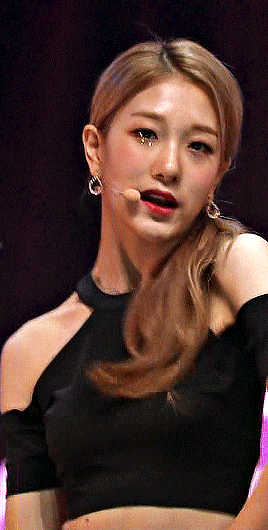 Seoyeon + Love Bomb Era For @doyeons