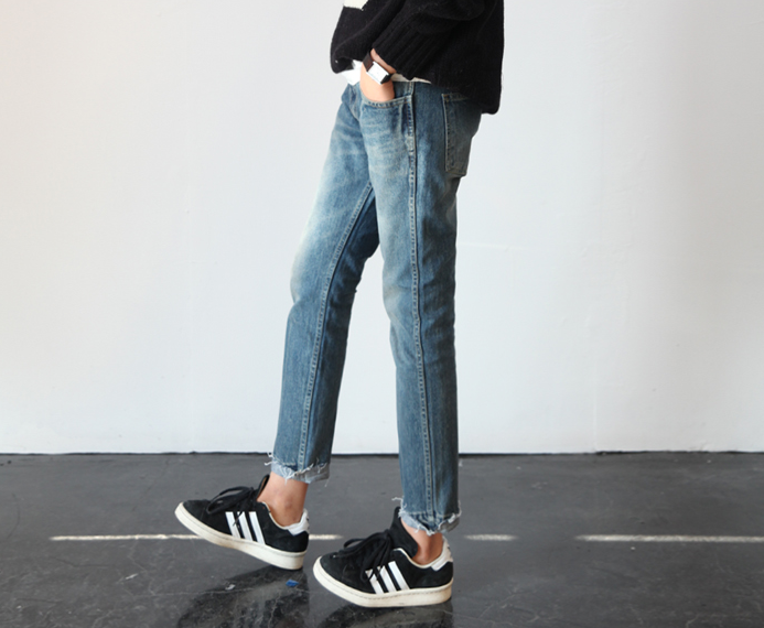 death-by-elocution:  Adidas. 