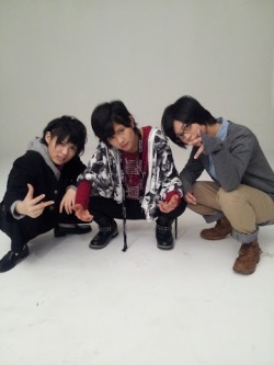 triplezeroandapockerface:Another pic about Trio Ikemen M (from Koyanagi’s G+)