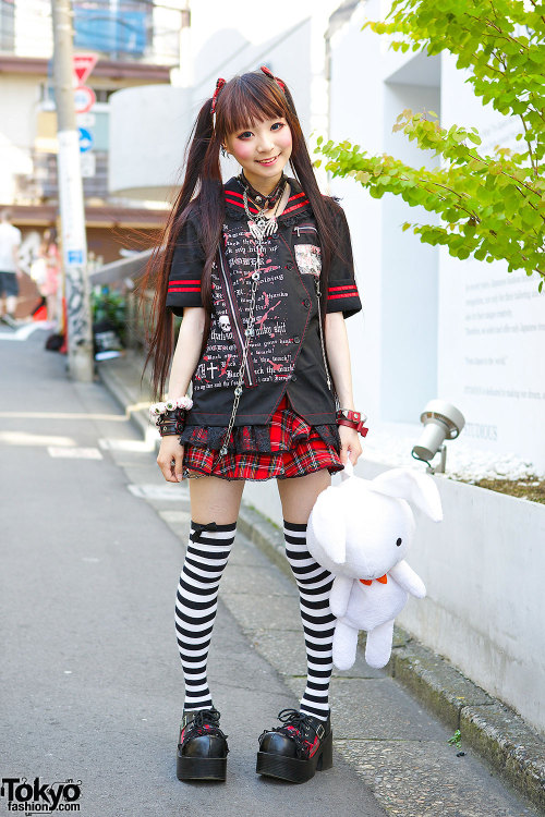 tokyo-fashion:  18-year-old Ringo on the street in Harajuku wearing a gothic outfit by h.Naoto with striped socks, Question Mark shoes, and a big bunny. We’ve been seeing Ringo around Harajuku quite a bit lately and she’s always super sweet. Full