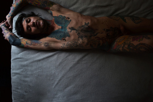 Sex viva-caligula:  Reuber Mattos by Bruno Archie pictures