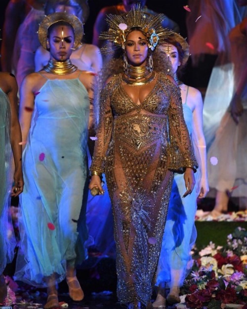 BEYONCE PERFORMS WITH BUMP-2017 Grammys&hellip;Bring On Coachella✊Read It: http://bit.ly/2lF8b44