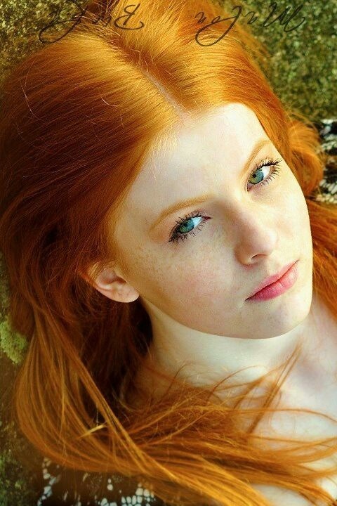 Girl with red hair freckles green eyes Hot pics.