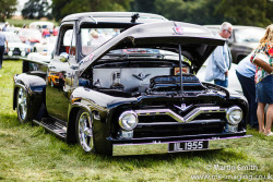 drivingclassics:Classic car show at Berkeley