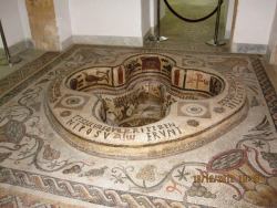 coolartefact:  Roman Bath Pool With Mosaic