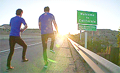 coloramythicalbeast:  Dancing across State lines 