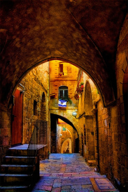 eretzyisrael:  Light and Jerusalem - An alley in the Jewish Quarter, The old city of Jerusalem, Israel.