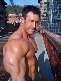 worldbodybuilders:Erik Fankhouser.