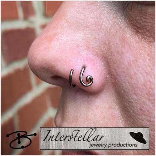 Got to upgrade this healed nostril with a fun niobium piece from my good friend @noahbabcock and his