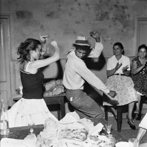 Dancing in Barcelona, 1960. Paralelo, “Bodega Ca la Rosita.”