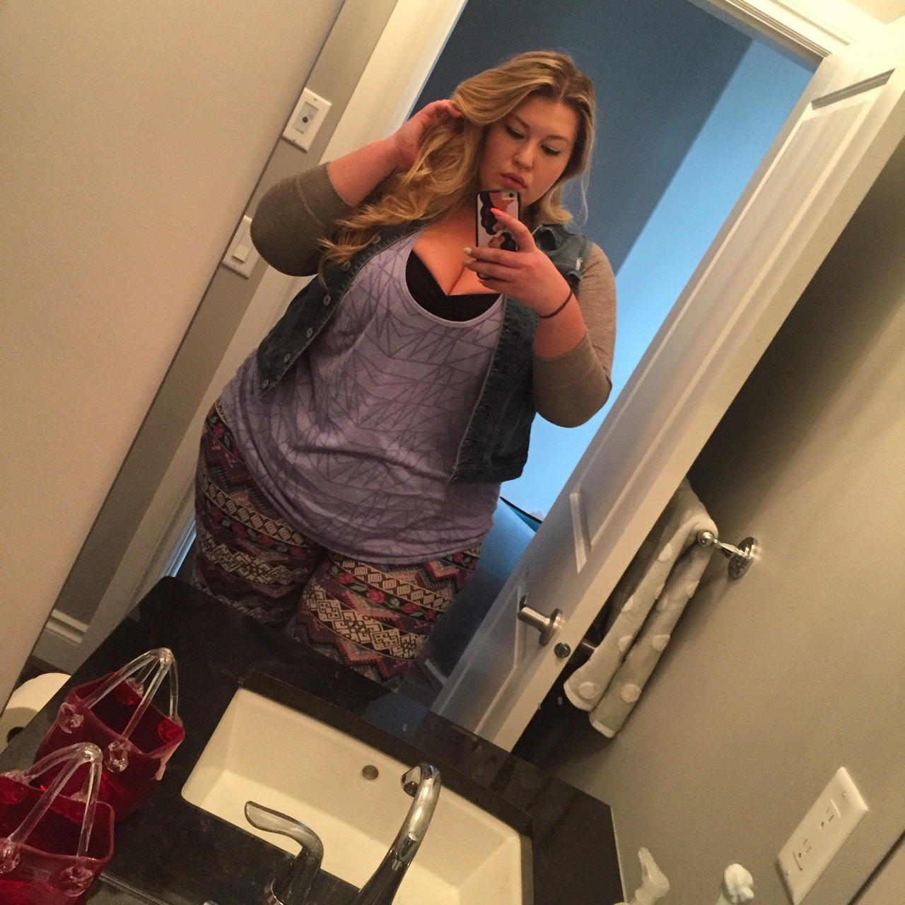 plus-size-barbiee:  Scrub