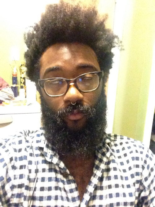 the1withthefro:che-rock:dayfo:I got 2 looks and they both dusty but #BlackOutBae
