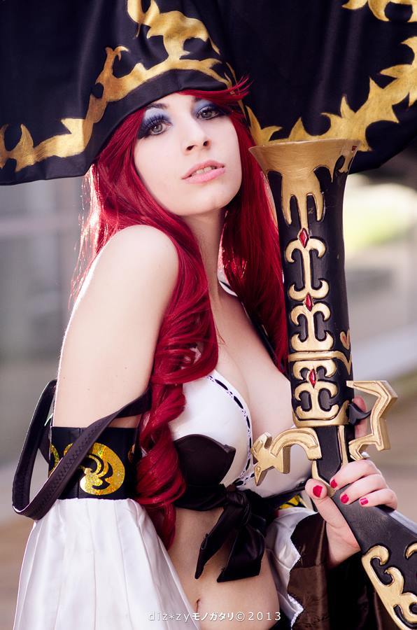 cosplayandanimes:  Miss Fortune - League of Legends source