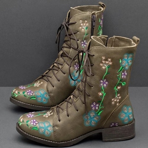 colorfultimetravelbeard: down to 29.99 Now On Click here LOSTISY  Flowers Embroidered Leather S