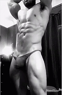 jimbibearfan:  needsize:Poser Play he should wear these onstage…..earn some brownie
