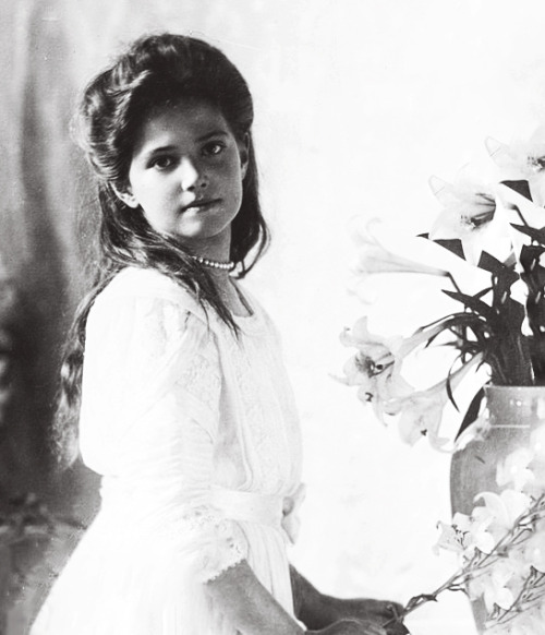 delicate-flowers-of-the-past: Grand Duchess Maria Nikolaevna of Russia (1899-1918)