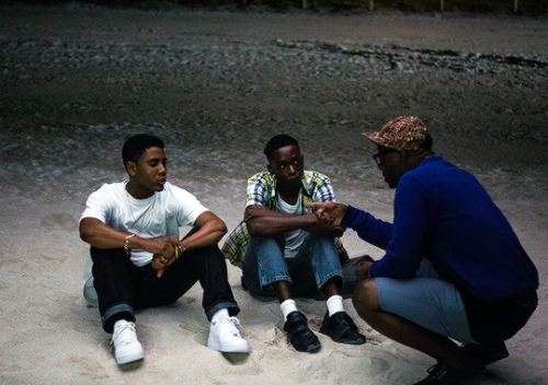 blackinmotionpictures: Barry Jenkins behind the scenes of MOONLIGHT