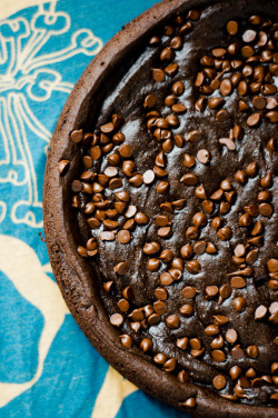 vegan-sophistication:  Brownie Cake with