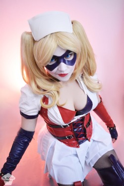 sexynerdgirls:  Harley Quinn (Arkham Asylum)