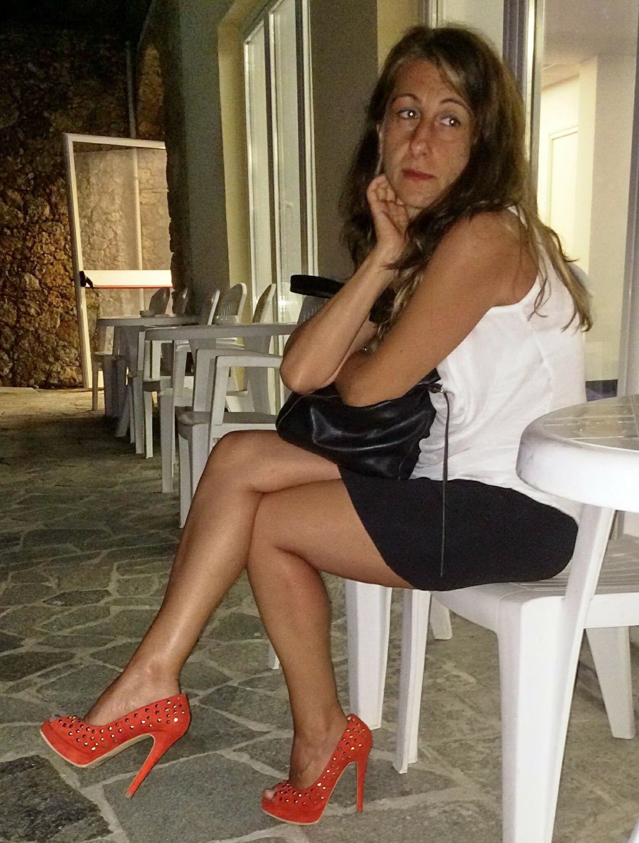 daddyforsissy:  parteseconda:  Barbara, the transvestite wife obsessed with high