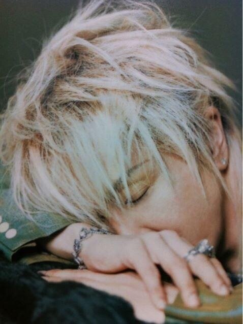 Happy birthday Daisuke Asakura. *w*