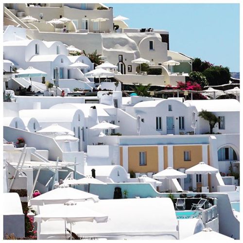hype-nd-luxury:  Hype and luxury blog Up to 80% off  in the last trends of tumblr  with cheap prices 