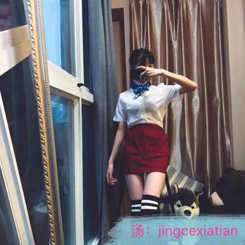 jingcexiatian - 大家等了很久的送原味活动又来了，不要错过。衣服，裙子，过膝袜，胸罩，你们想要哪一件呢？为什么没...