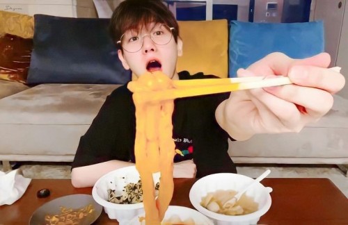 HAPPY BIRTHDAY KYOONGIE~!!!