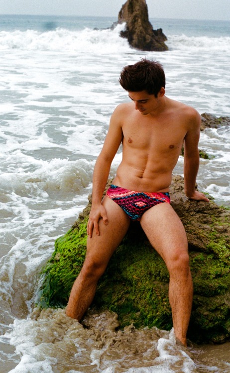 XXX amazingmalenudity:  Chris Mears  photo