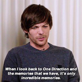 INT: Having the ‘One Direction’ tag attached to you isn’t something that you mind, is it? 