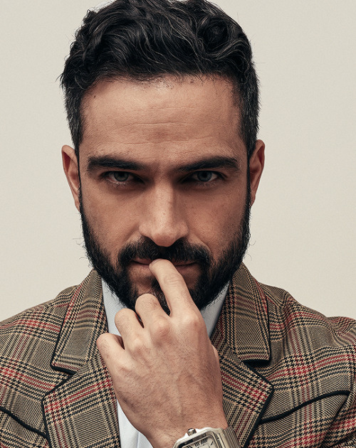 alfonsoherrera:Alfonso Herrera for Bad Hombre Magazine (November 2018)