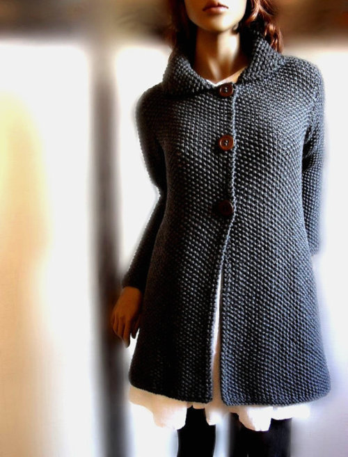 purlonpearl:(via Womens hand knit sweater Merino wool long cardigan coat by Pilland)