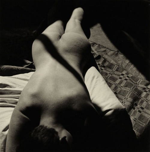 Gyula Pap Nude 1930