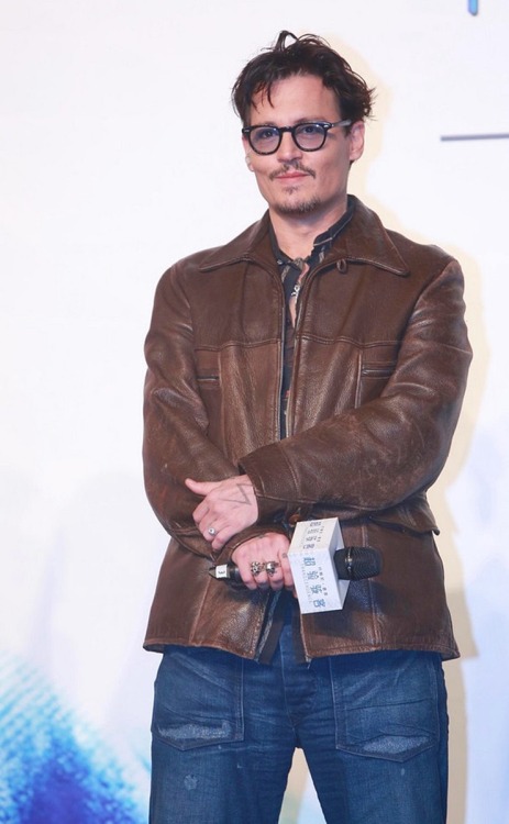  8 years ago (2014), on this day (March 31), Johnny Depp attended the Press Conference of “Transcend