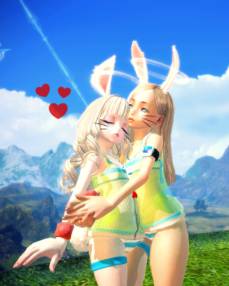 blonde-bun:  Lean into me. ♥ Noubun