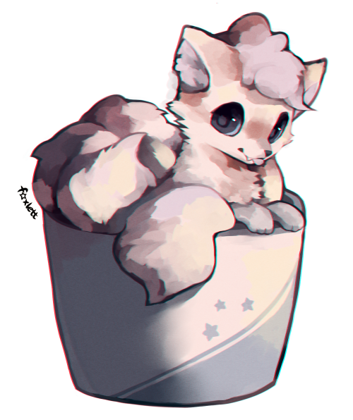 kitsumari:smol cotton candy fox