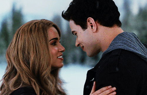filmgifs:Rosalie and Emmett were so bad, it took a solid decade before we could stand to be within f