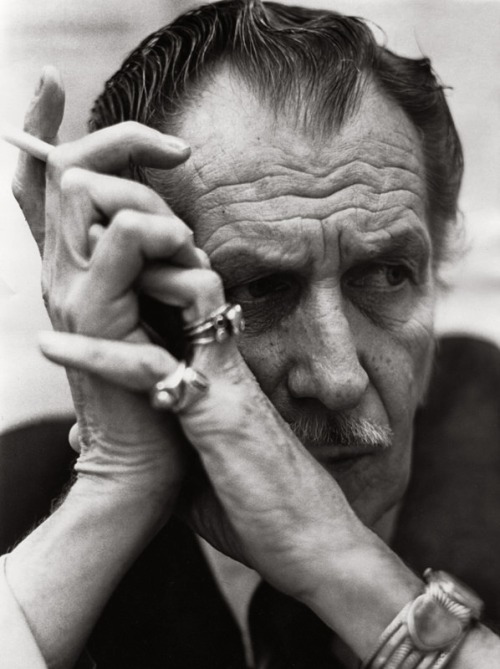mudwerks:  Vincent Price, 1972 (by pictosh) 