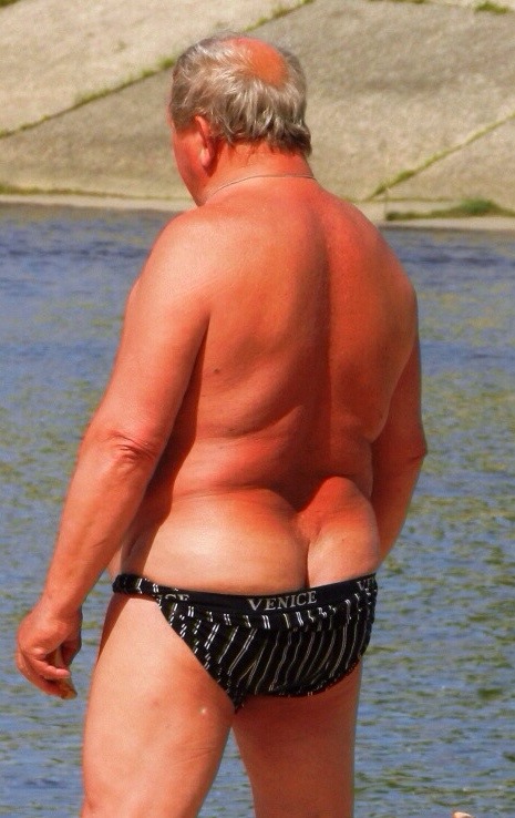 daddyfckr:  Take'em off!