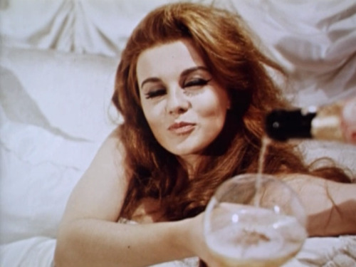 lafilledepaille:Ann-Margret in “The Swinger” (1966)