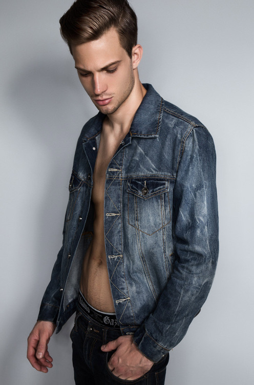 semfoco:  Ondrey T at Nu Model Management by Dannyson Pham 